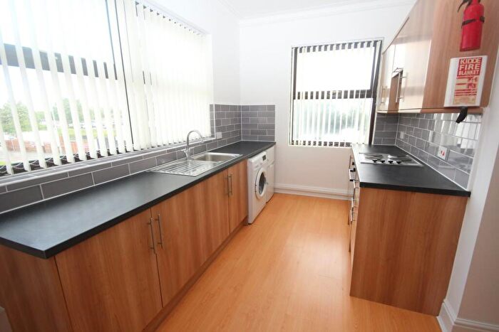 2 Bedroom Apartment To Rent In Tarvin Road, Chester, CH3