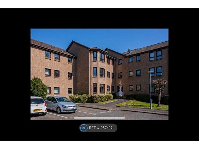 2 Bedroom Flat To Rent In Polsons Crescent, Paisley, PA2