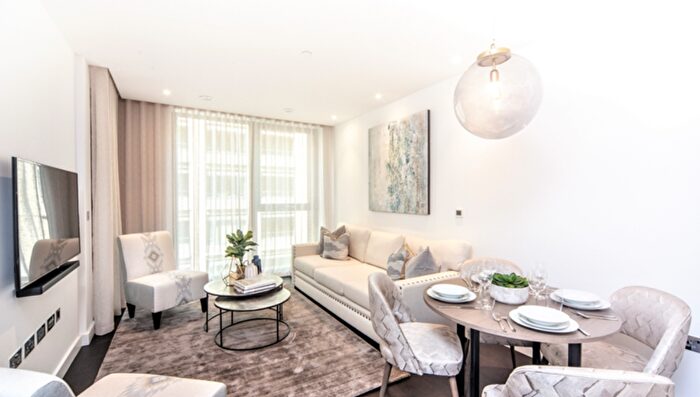 2 Bedroom Apartment To Rent In - Charles Clowes Walk, SW11