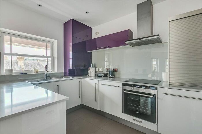 2 Bedroom Flat To Rent In Trinity Church Road, Barnes SW13