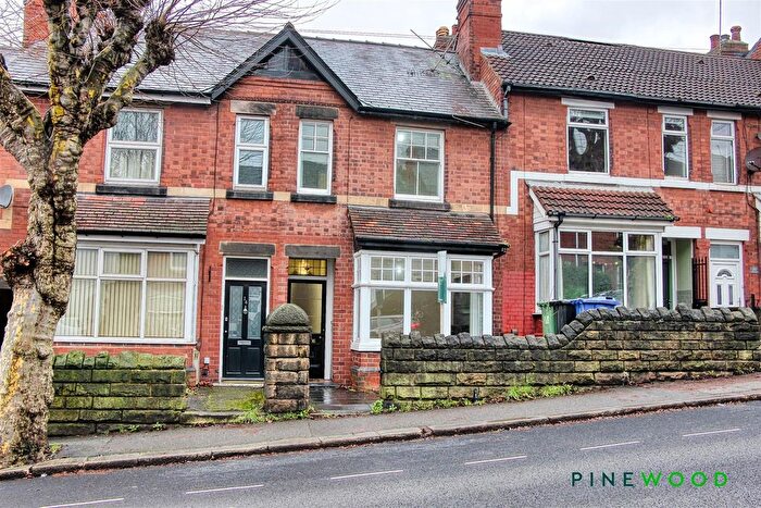 3 Bedroom Terraced House To Rent In Foljambe Road, Chesterfield, Derbyshire, S40