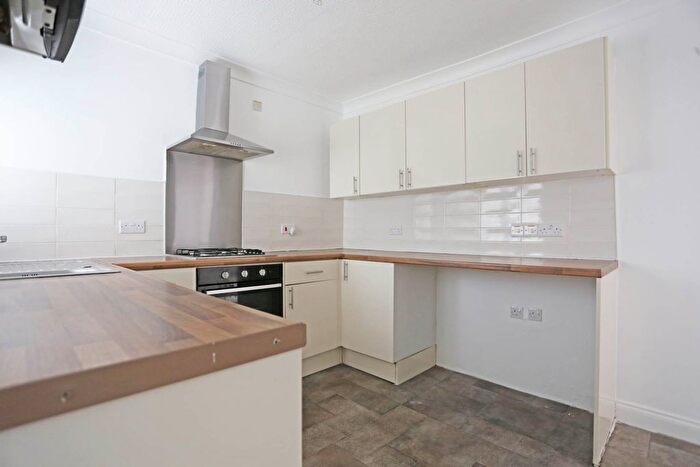 3 Bedroom Terraced House To Rent In School Road, Dagenham, RM10