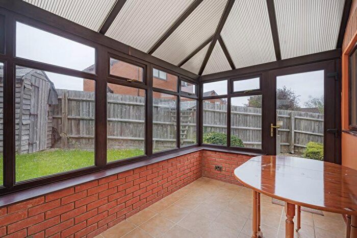 3 Bedroom End Of Terrace House For Sale In Huntingbrooke, Milton Keynes, MK8