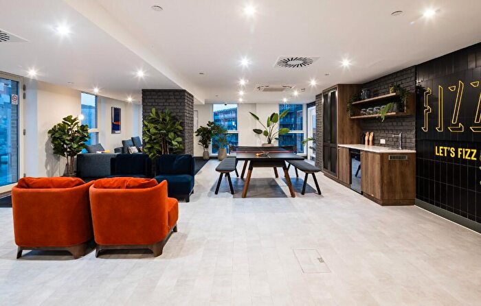 2 Bedroom Apartment To Rent In Silvertown Way, London, E16