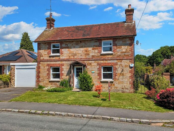 3 Bedroom Detached House For Sale In Beaconsfield Road, Chelwood Gate, RH17