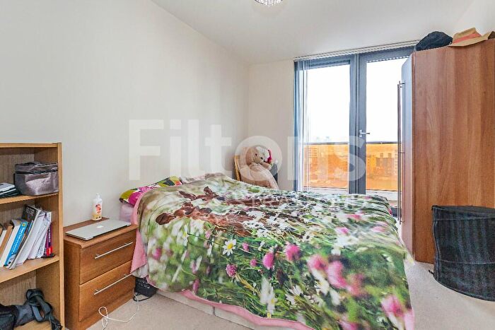 2 Bedroom Apartment To Rent In Warton Road, London, E15