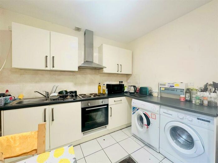3 Bedroom Apartment To Rent In Hockley Buildings, Nottingham, NG1
