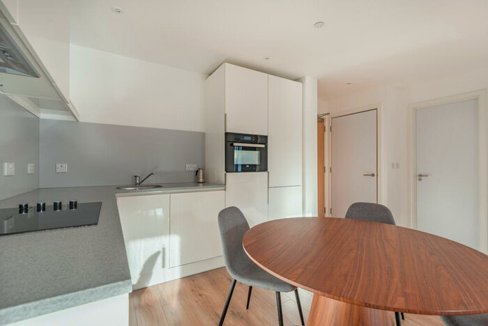 1 Bedroom Apartment To Rent In The Lansdowne, Hagley Road, Birmingham, B16