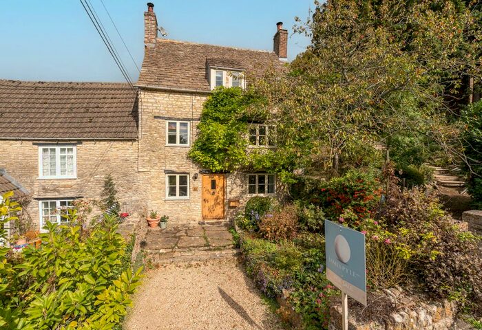 4 Bedroom Cottage To Rent In Holloway, Malmesbury, SN16