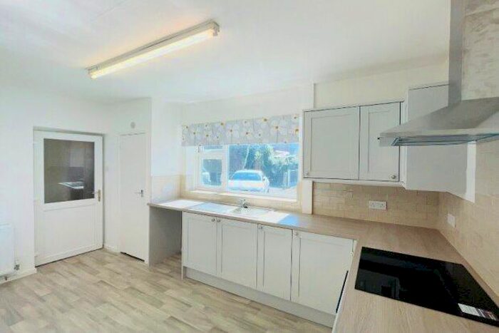 2 Bedroom Detached Bungalow To Rent In Harley Lane, Rugeley, WS15