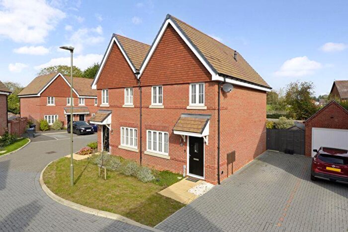 2 Bedroom Semi-Detached House For Sale In Hewitts Road, Cranleigh, GU6