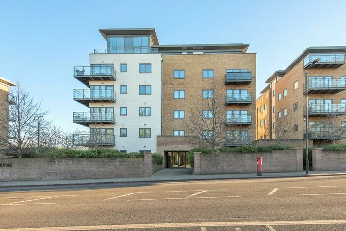 1 Bedroom Flat To Rent In Roehampton Lane, London, SW15