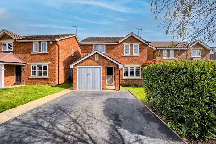 3 Bedroom Detached House For Sale In Arden Close, Wilmcote, Stratford-Upon-Avon, Warwickshire, CV37