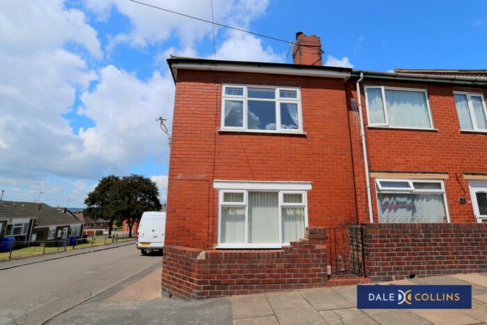 2 Bedroom End Of Terrace House To Rent In Edgefield Road, Sandford Hill, ST3