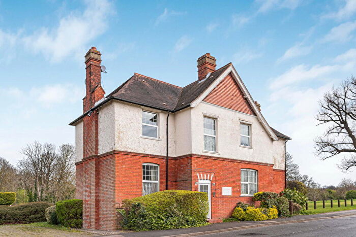 Studio To Rent In Shirley Oaks Road, Shirley Oaks, CR0