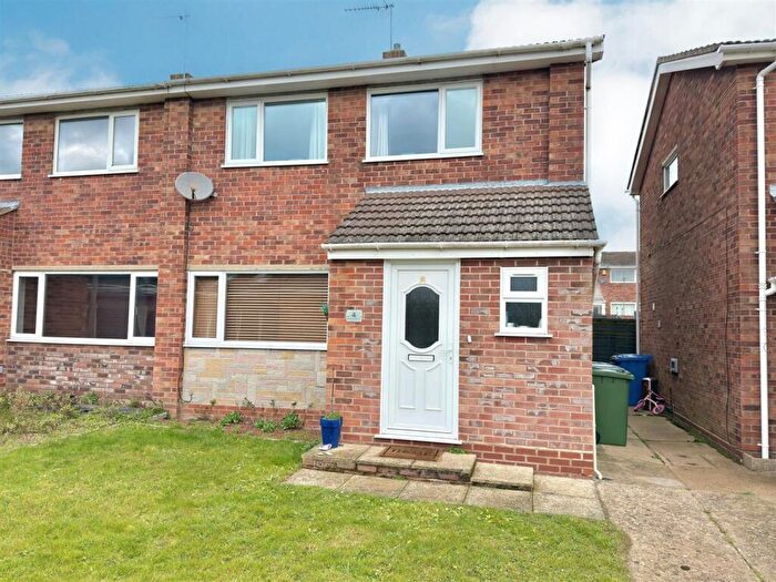 3 Bedroom Semi-Detached House For Sale In Brampton Grove, Oulton Broad, Lowestoft, Suffolk, NR32