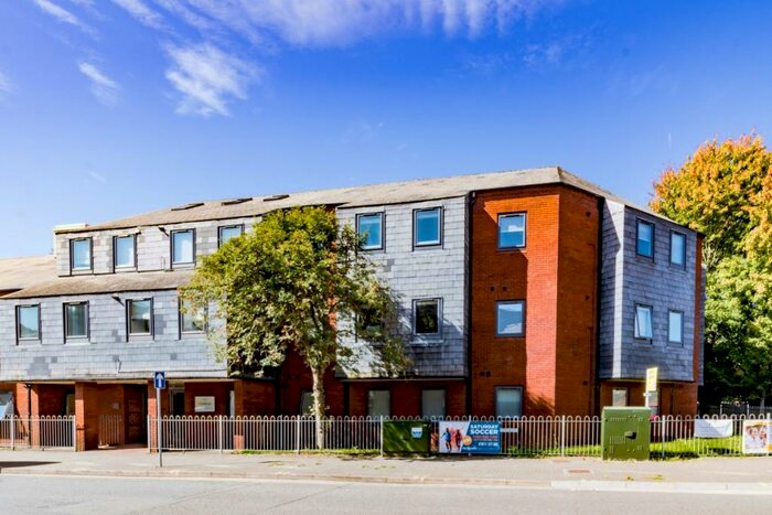 2 Bedroom Apartment To Rent In Stert Street, Abingdon, OX14