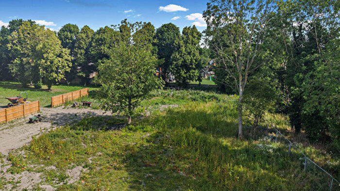 5 Bedroom Land For Sale In Gilberts Grove, Old Nursery Lane, Brightwell-cum-sotwell, OX10