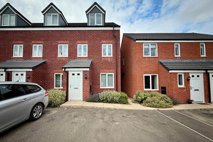 3 Bedroom End Of Terrace House For Sale In Deacon Close, Fleckney, LE8
