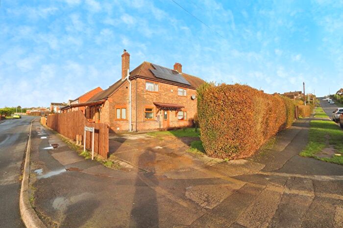 4 Bedroom Semi-Detached House For Sale In Victoria Road, Nottingham, NG16