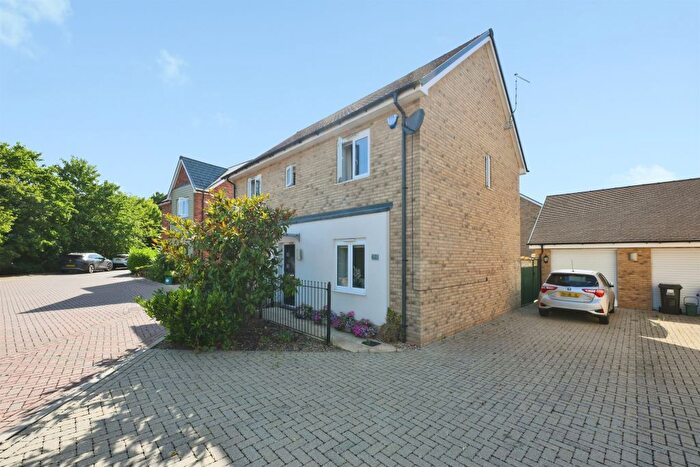 4 Bedroom Detached House For Sale In Taylor Close, Harlow, CM20