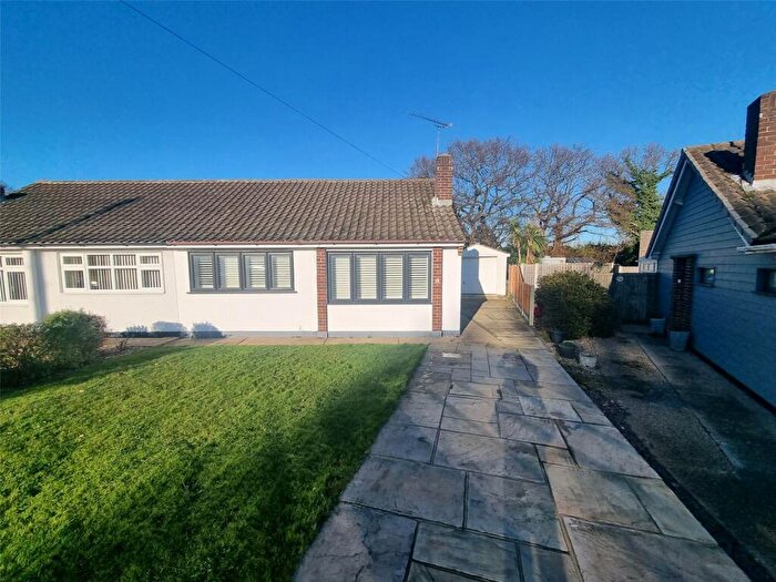 2 Bedroom Bungalow For Sale In Sandown Road, Thundersley, Essex, SS7