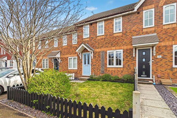 3 Bedroom Terraced House For Sale In Hebbecastle Down, Warfield, Bracknell, Berkshire, RG42