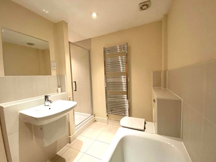 4 Bedroom Town House To Rent In Flagstaff Court, Canterbury, CT1