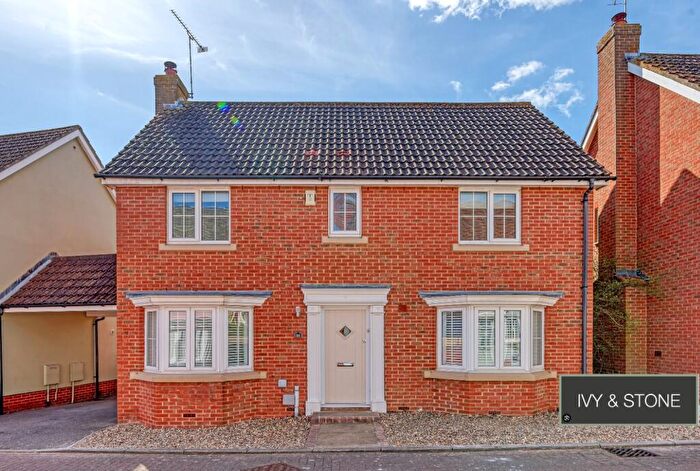 4 Bedroom Link Detached House To Rent In Judge Road, Springfield, Chelmsford, Essex, CM2