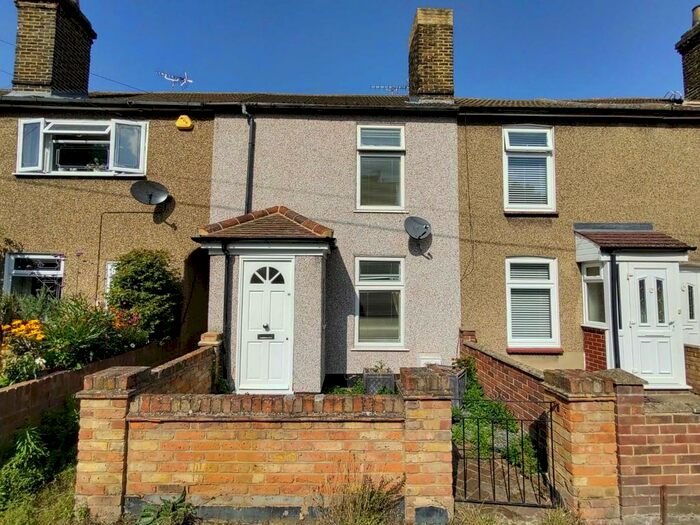 3 Bedroom Terraced House To Rent In Prospect Place, Grays, RM17