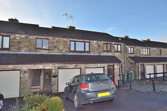 2 Bedroom Apartment For Sale In St. Nicholas Close, Richmond, DL10