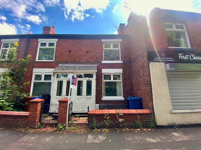 2 Bedroom Terraced House To Rent In Bramhall Lane, Stockport, SK2