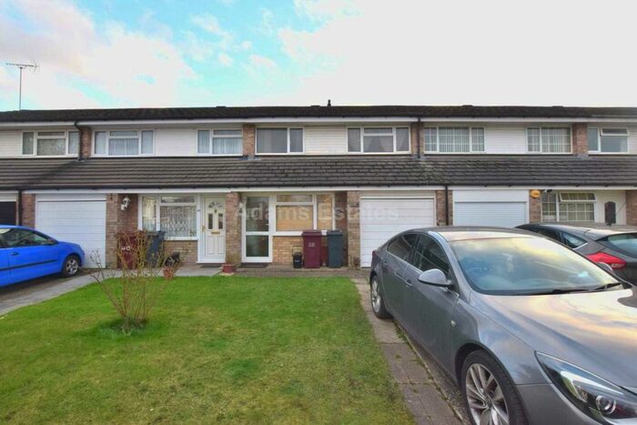 3 Bedroom Terraced House To Rent In Fulmead Road, Reading, RG30