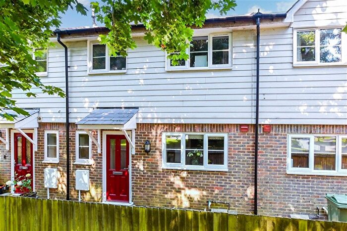 3 Bedroom Terraced House For Sale In Pearce Gardens, Maidstone, Kent, ME15