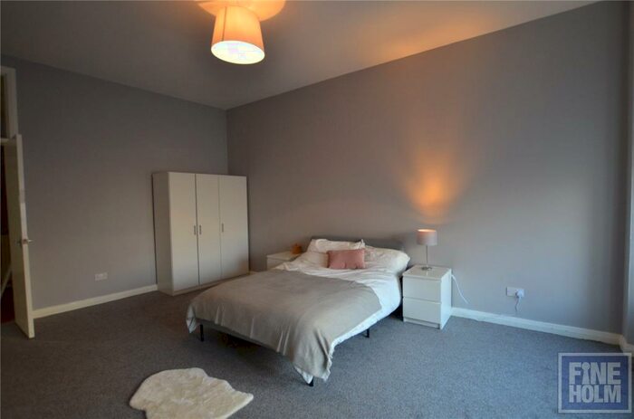 2 Bedroom Flat To Rent In Paisley Road West, Cessnock, Glasgow, G51