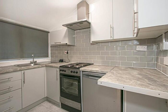 1 Bedroom Flat To Rent In St Michaels Road, West Cliff, BH2