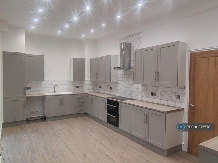 4 Bedroom Terraced House To Rent In Commercial Road, Ladybank, Cupar, KY15