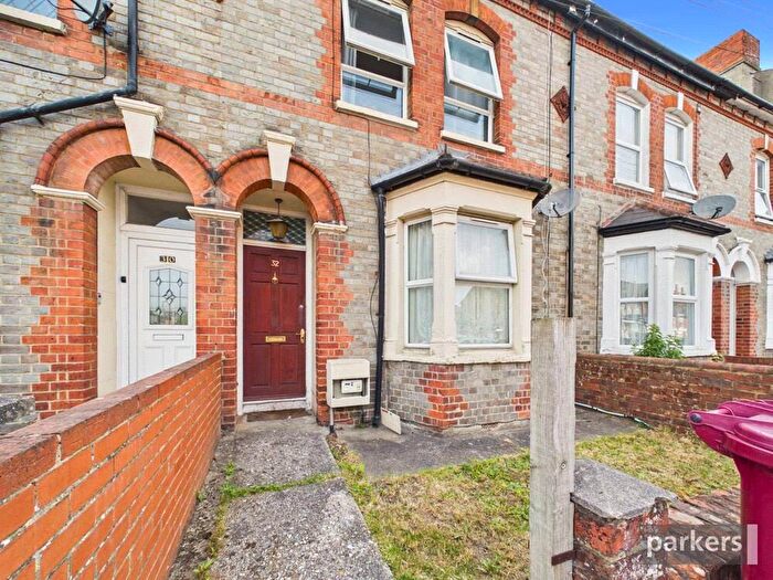 3 Bedroom Terraced House For Sale In George Street, Reading, Berkshire, RG1
