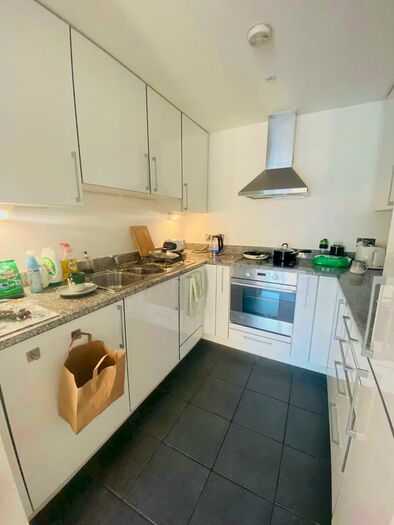 1 Bedroom Apartment To Rent In Westgate Apartments, Western Gateway, Royal Victoria Dock, London, E16