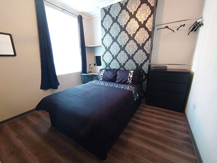 4 Bedroom Terraced House To Rent In Magdala St, Smithdown, L8