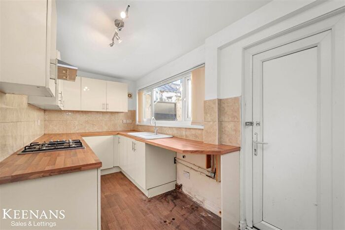 2 Bedroom Terraced House For Sale In Hollingreave Road, Burnley, BB11