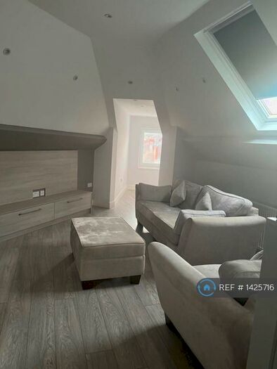 2 Bedroom Flat To Rent In Hull, Hull, HU5