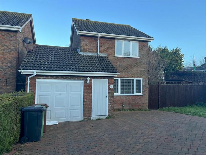 2 Bedroom Property To Rent In Gleneagles Close, Bexhill-On-Sea, TN40