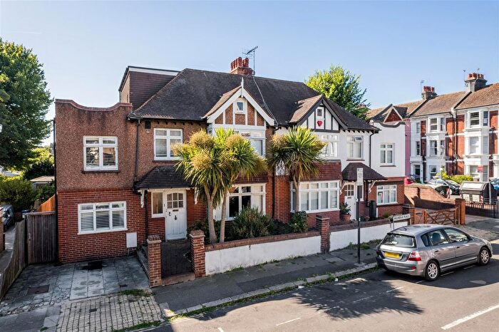 5 Bedroom Semi-detached House For Sale In Palmeira Place, Hove, BN3