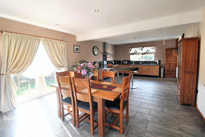 3 Bedroom Semi Detached House For Sale In Townfield Lane, Northwich, CW8