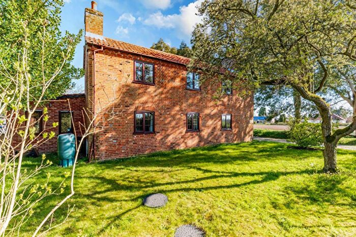 4 Bedroom Detached House For Sale In High Street, Marsham, NR10