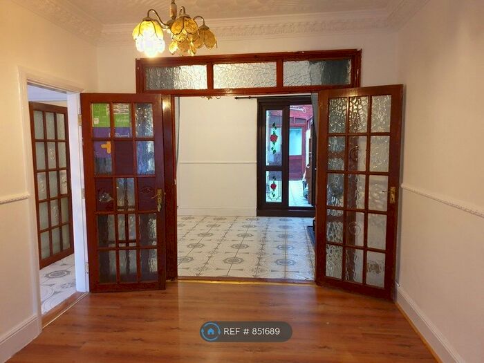 3 Bedroom Terraced House To Rent In Malmesbury Road, Birmingham, B10