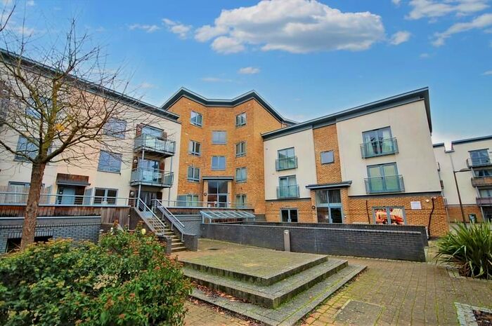 1 Bedroom Flat To Rent In Quayside Drive, Colchester, CO2