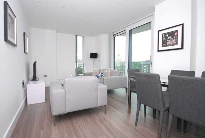 2 Bedroom Flat To Rent In Palmer Road, Battersea, SW11