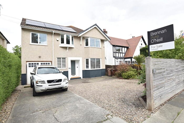 4 Bedroom Detached House For Sale In Woodland Road, Arrowe Park, CH49